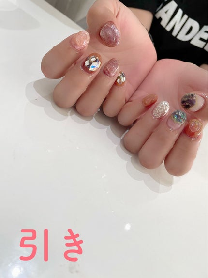 Nico on LIPS 「今日してきたネイル〜♡両手違いは初めてやった!!意外と違和感な..」(2枚目)