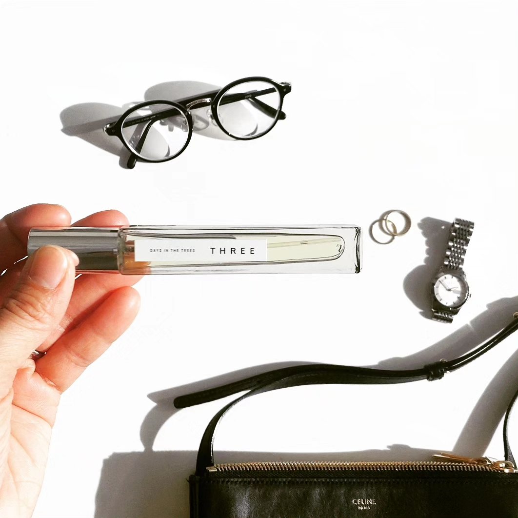 THREE エッセンシャルセンツ 02 DAYS IN THE TREES/THREE/香水(レディース)を使ったクチコミ（1枚目）