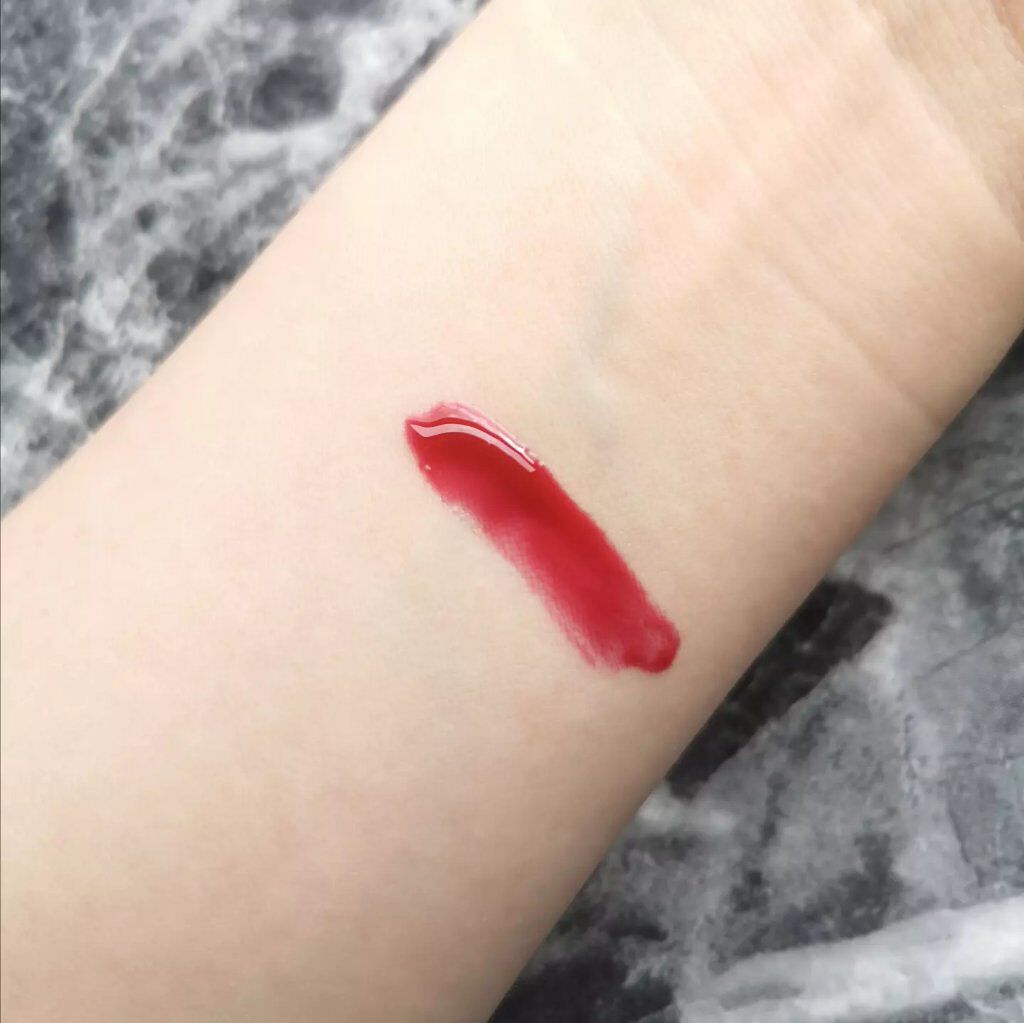 ニュアンスグロスオイル/excel/リップグロスを使ったクチコミ(4枚目)