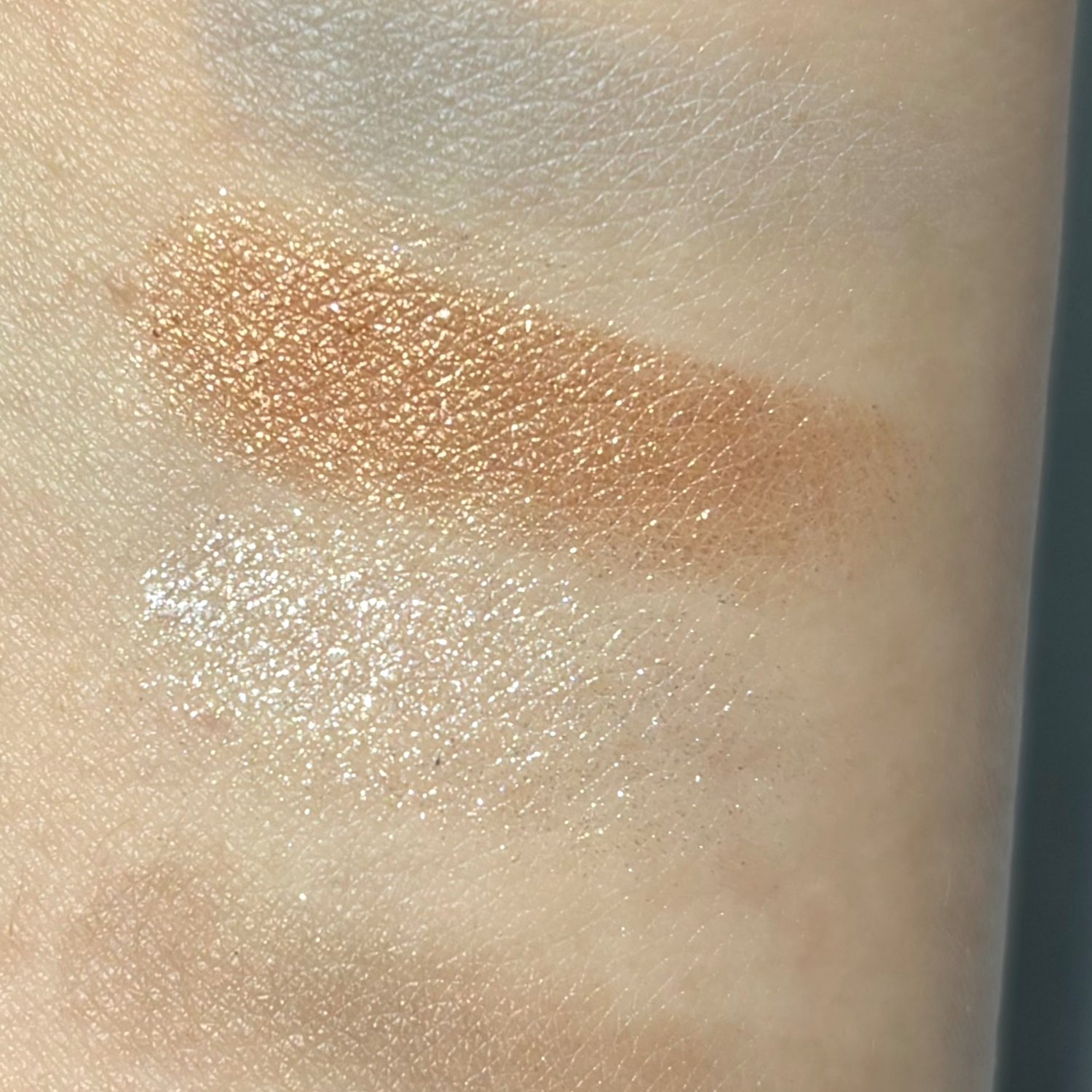 シグニチャー カラー アイズ 135 日向織 - HINATAORI/SUQQU/アイシャドウパレットを使ったクチコミ（3枚目）