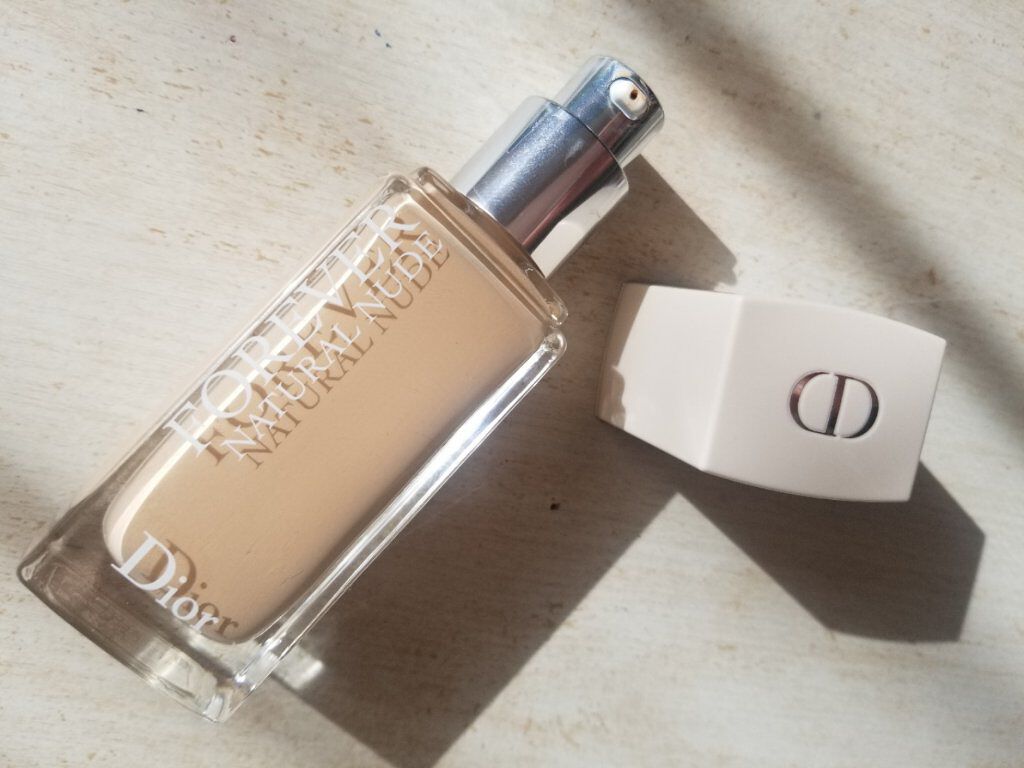 【旧】ディオールスキン フォーエヴァー フルイド グロウ/Dior/リキッドファンデーションを使ったクチコミ（2枚目）