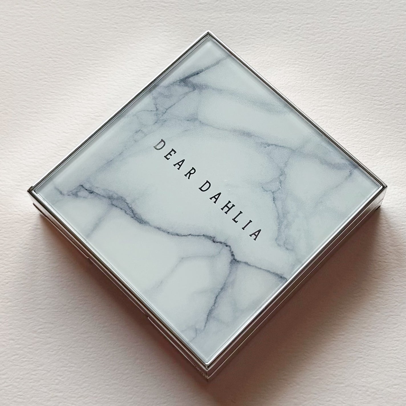 MOON on LIPS 「🩷💜🩵🩷💜🩵DEARDAHLIASKINLUMINOUSHIG..」(4枚目)