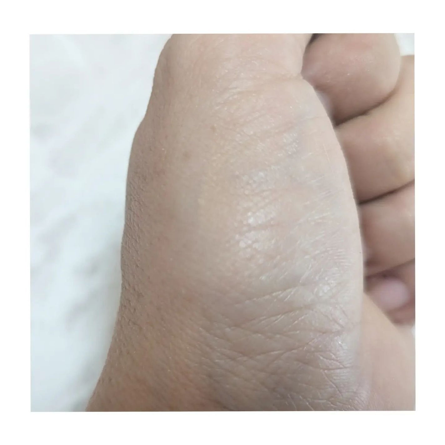 ヴェールヌーディ エッセンスパクトグロウ/AGE20’s/クリーム・エマルジョンファンデーションを使ったクチコミ(4枚目)