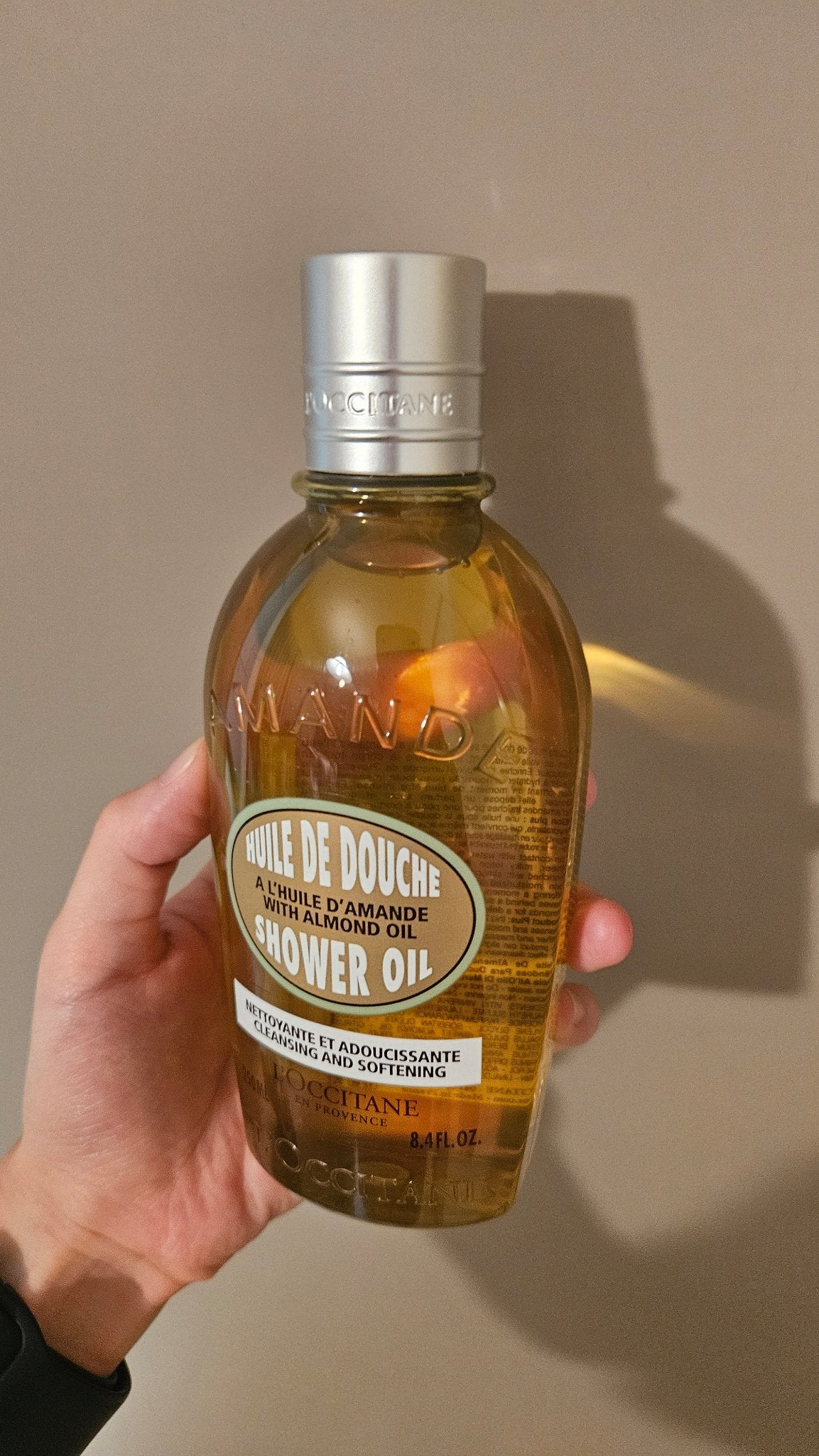 アーモンド モイスチャライジングシャワーオイル/L'OCCITANE/ボディソープを使ったクチコミ(1枚目)