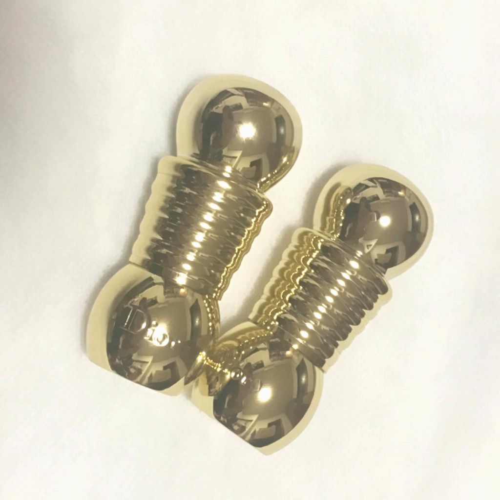 ディオリフィック ベルベット タッチ リップスティック 780 ラブリー（生産終了）/Dior/口紅を使ったクチコミ（2枚目）