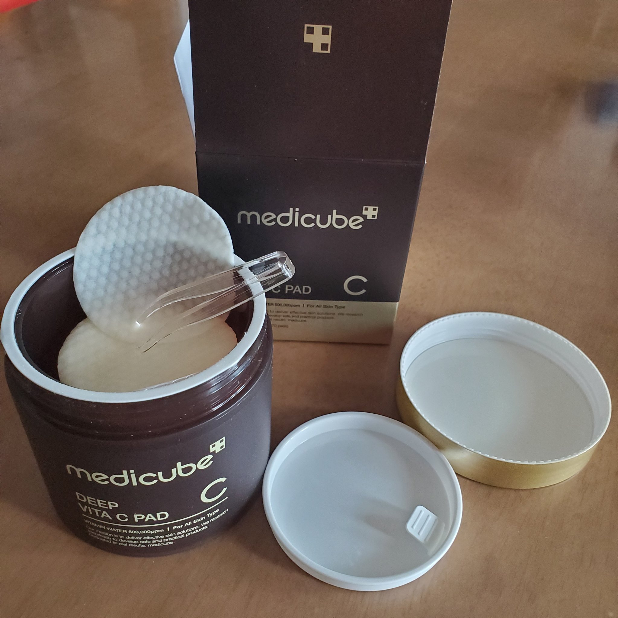 MEDICUBEのスキンケア・基礎化粧品 ディープビタCクリーム他、4商品を使った口コミ -メディキューブさんのムーンライトエディションのセット。  by ハットリクン(乾燥肌/40代前半) LIPS