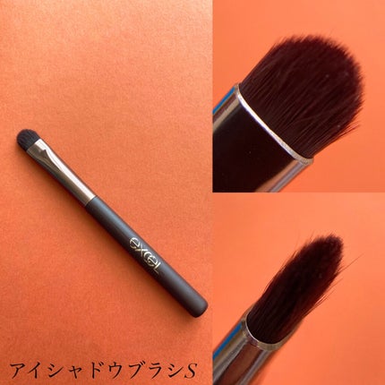 アイシャドウブラシ M/excel/メイクブラシを使ったクチコミ(5枚目)