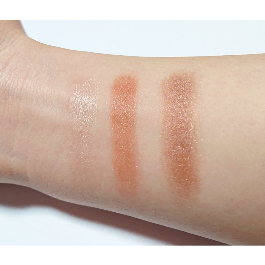 トーンアップアイシャドウ/CEZANNE/アイシャドウパレットを使ったクチコミ(3枚目)