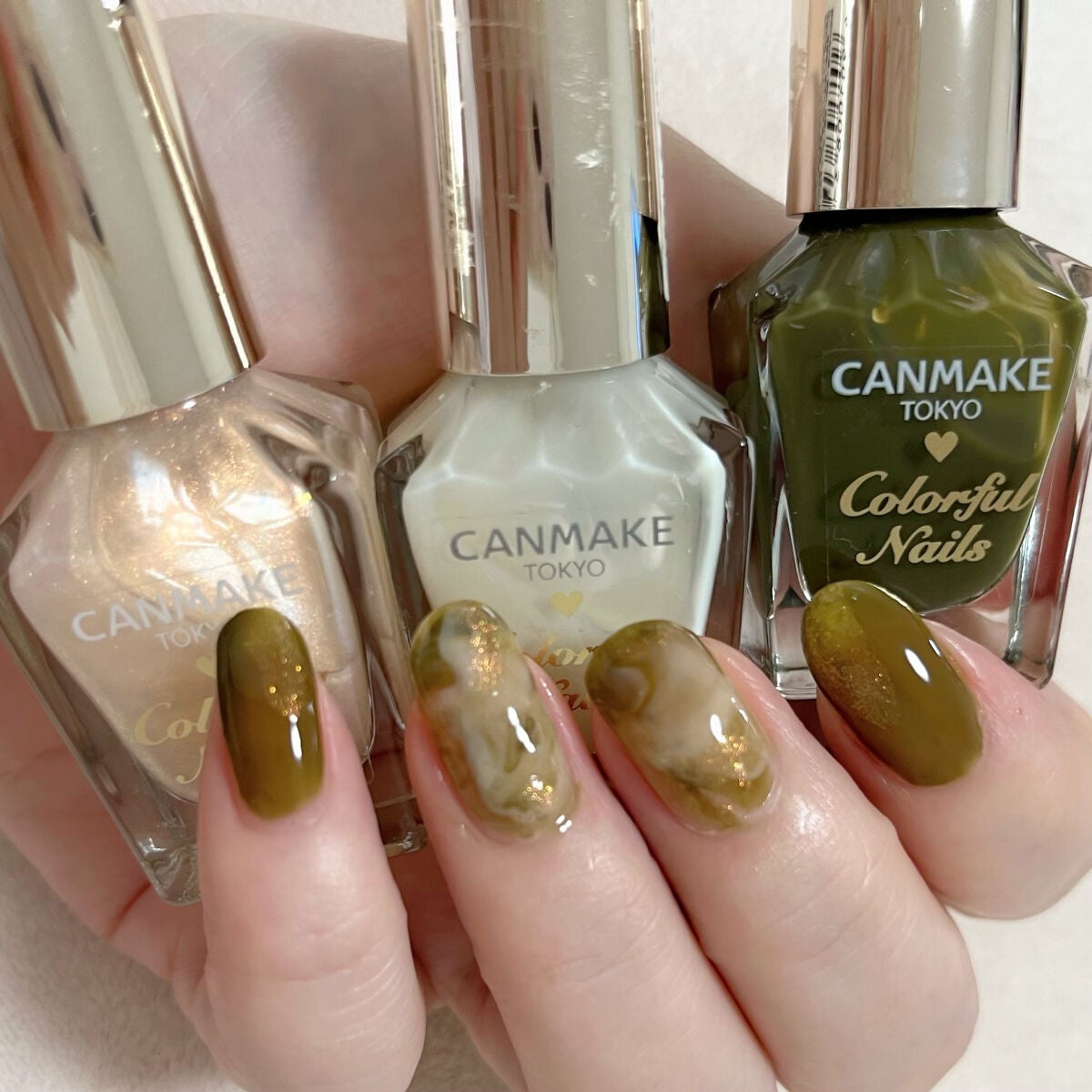 カラフルネイルズ/キャンメイク/マニキュアを使ったクチコミ(1枚目)