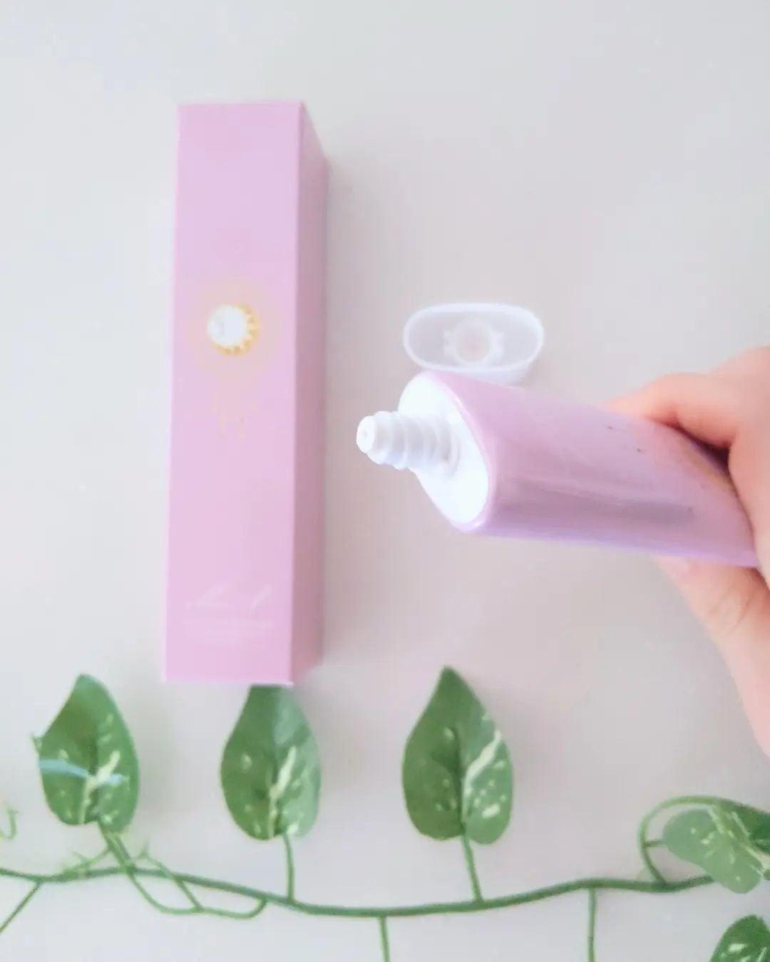 コラーゲンモイスチャーカラーコントロール/illuN/化粧下地を使ったクチコミ(3枚目)