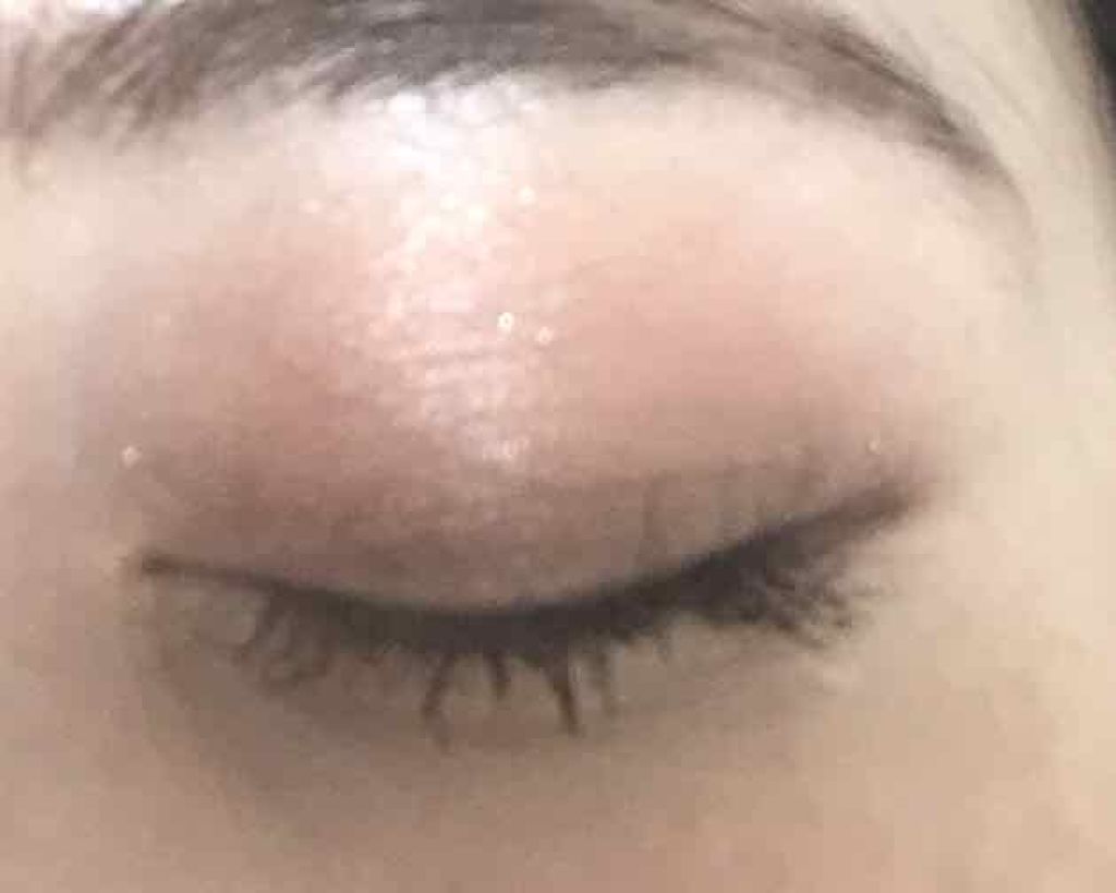 エンジェル ハート アイカラーズ 19 モーヴピンク(★３D・ホログラム・ラメ）/エンジェルハート/単色アイシャドウを使ったクチコミ（2枚目）