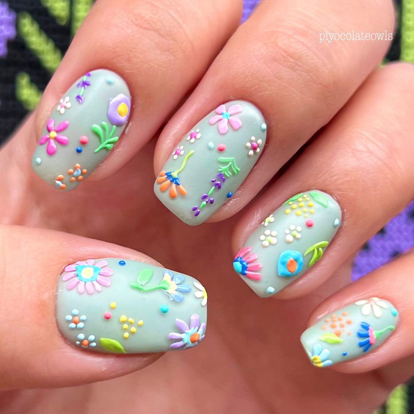 ぴよこれいと あうるす on LIPS 「最近作ったデザインが個人的に気に入ったので、マイネイルに落とし..」(4枚目)