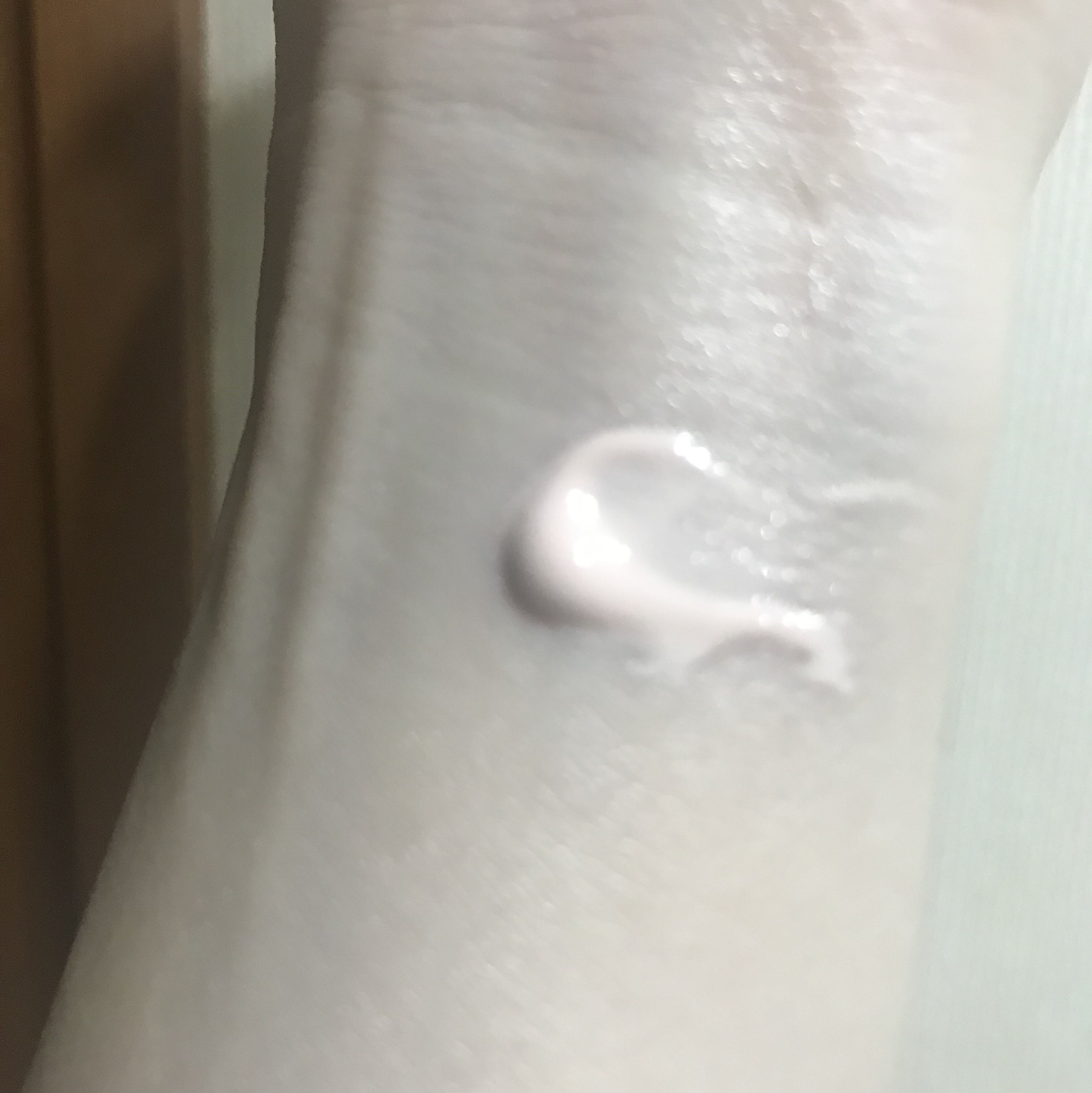 セラムフィット ヴェール デイ UV エッセンス/ByUR/日焼け止めローションを使ったクチコミ（2枚目）