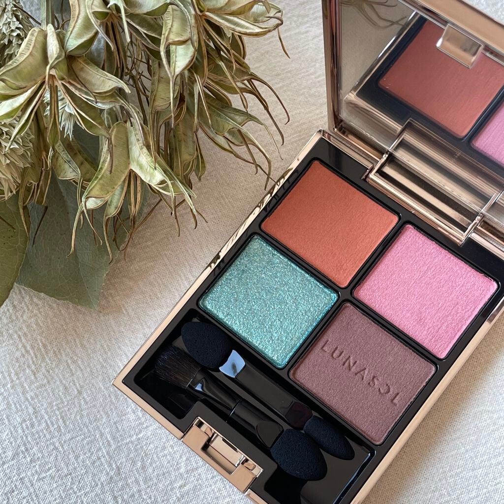 アイカラーレーション/LUNASOL/アイシャドウパレットを使ったクチコミ(2枚目)