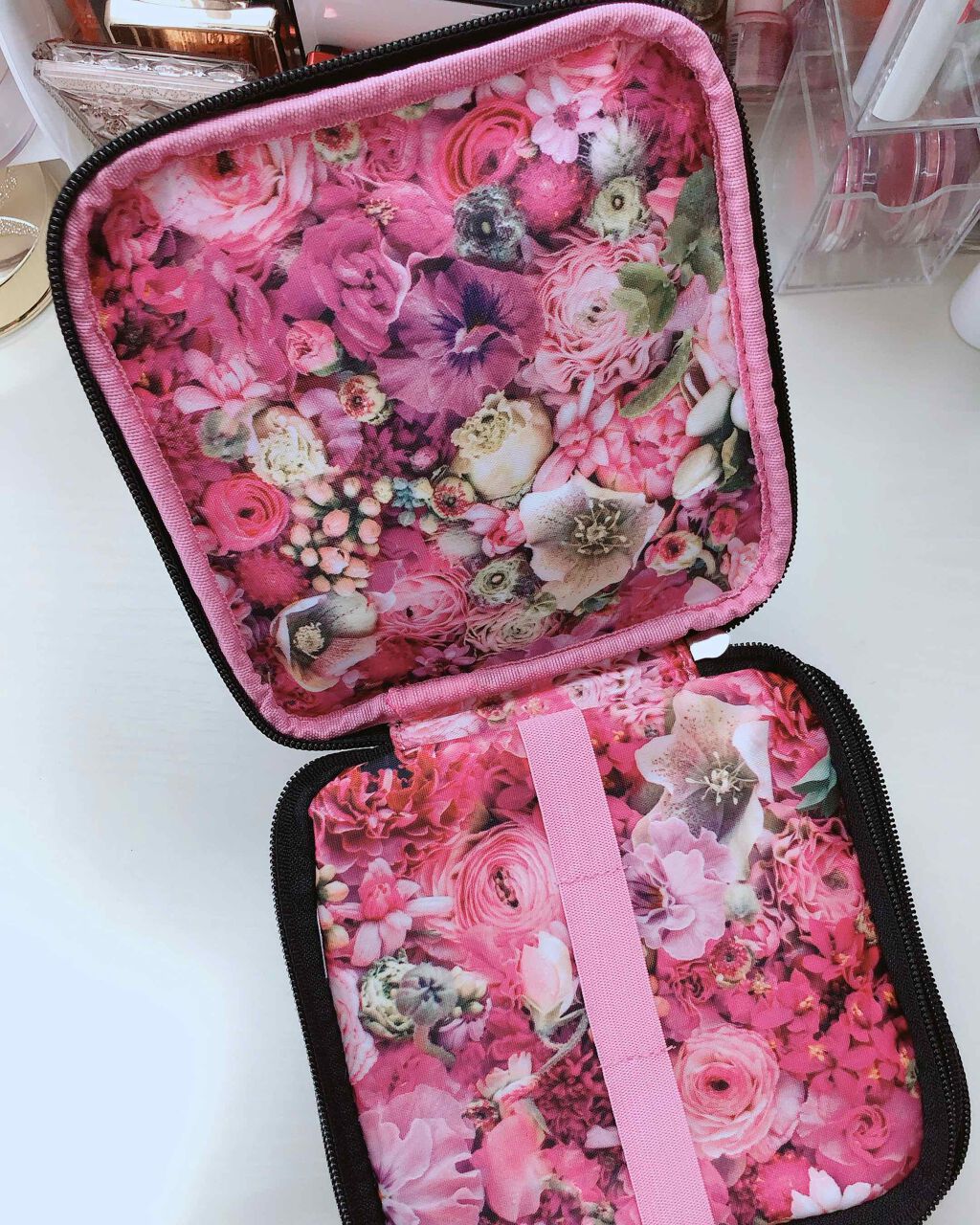 nicolaibergmann flower box pouch book/宝島社/化粧ポーチを使ったクチコミ（2枚目）