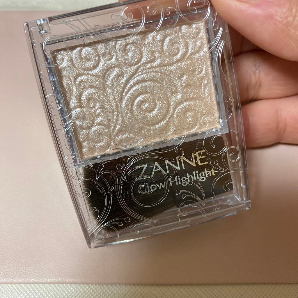 ゆーみ on LIPS 「商品・セザンヌ パールグロウハイライト 01値段・600円……..」(1枚目)