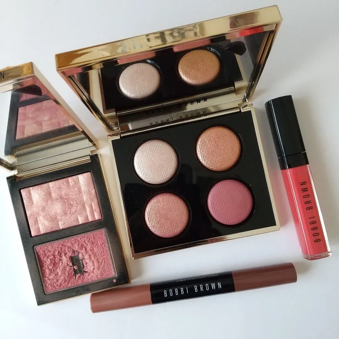 リュクス アイシャドウ クォード グロウ ウィズ ラブ コレクション ミルキー ウェイ リュクス アイシャドウ クォード/BOBBI BROWN/アイシャドウパレットを使ったクチコミ（1枚目）