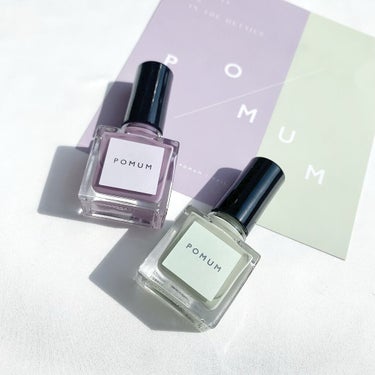 POMUM NAIL ネイルポリッシュのクチコミ「○POMUM NAIL



POMUMの新色2色届いた！

akebiaとpomelo

ど.....」（1枚目）