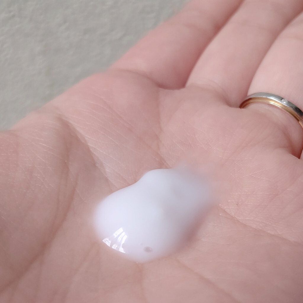 ナロウ ディープモイストヘアミルク/NALOW/ヘアミルクを使ったクチコミ(4枚目)