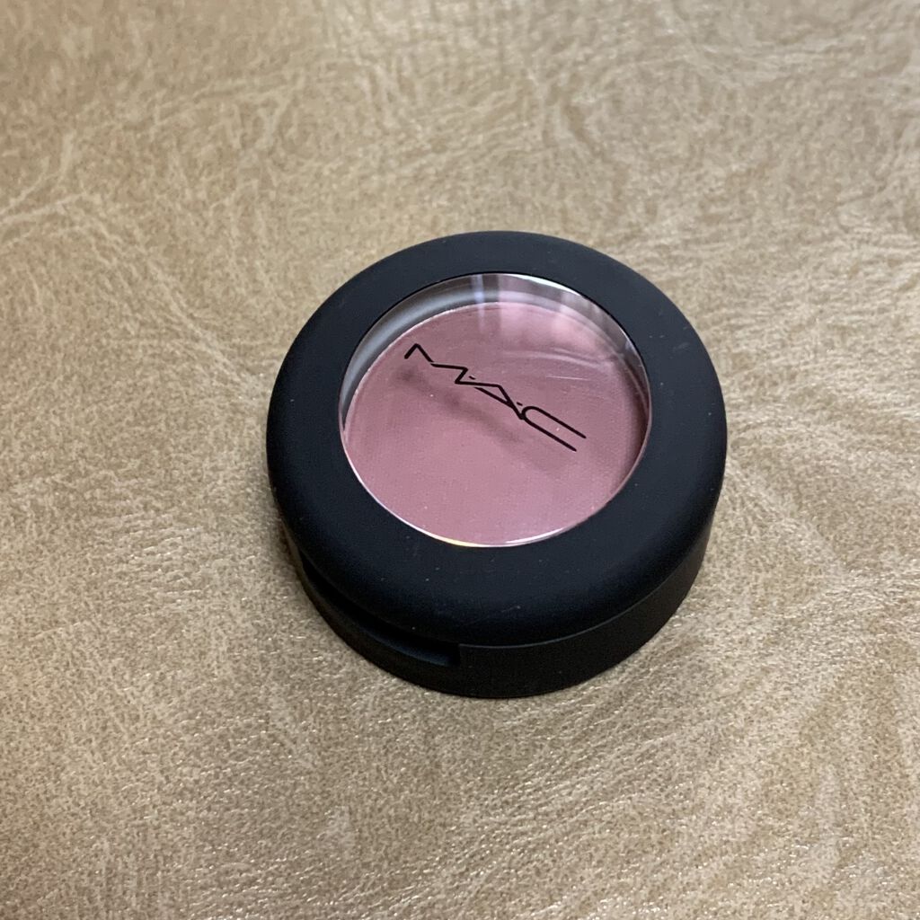 パウダー キス アイシャドウ/M・A・C/単色アイシャドウを使ったクチコミ（2枚目）