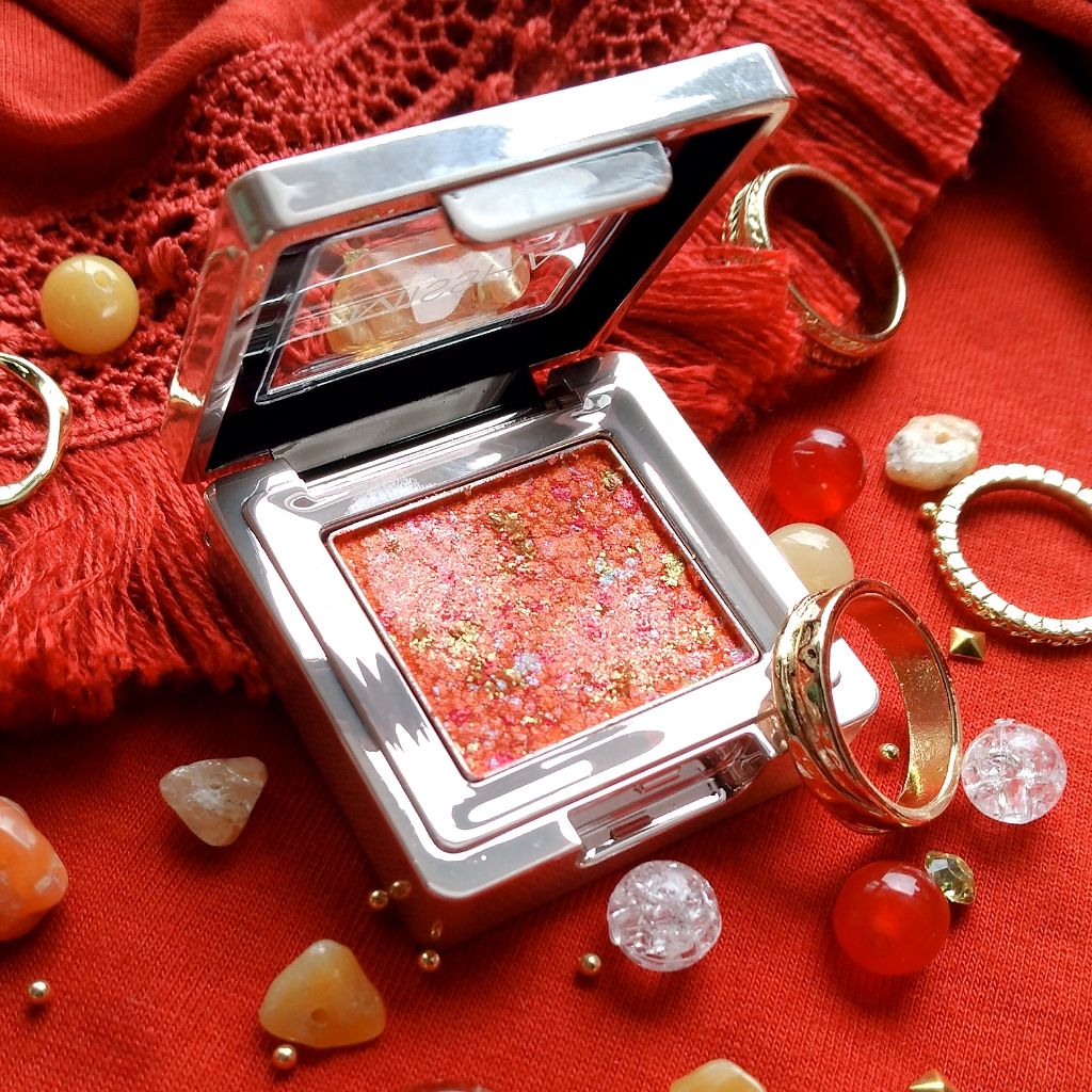 グリッタープリズム シャドウ/MISSHA/グリッターを使ったクチコミ（1枚目）