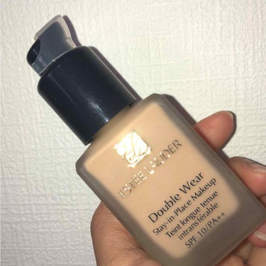 ESTEE LAUDER ダブル ウェア ステイ イン プレイス メークアップ のクチコミ「初投稿☺︎

ニキビ跡、赤ら顔がひどいけど、
めちゃくちゃ隠れます🤤 
#はじめての投稿..」（1枚目）