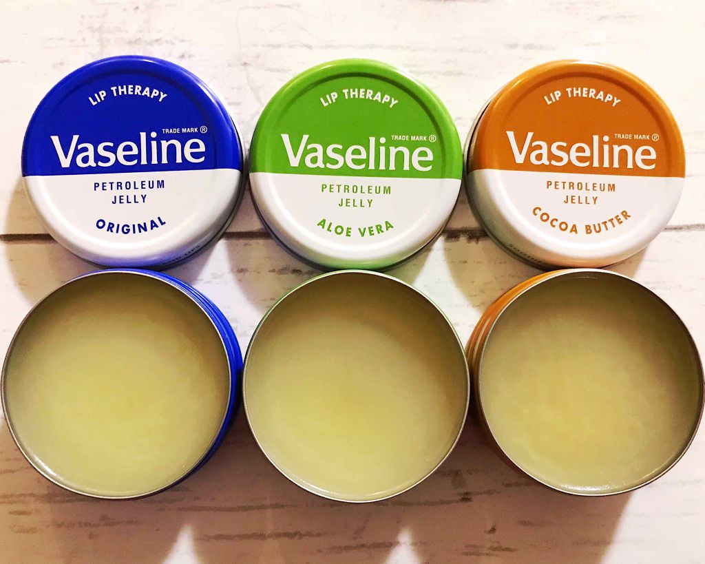 ヴァセリン リップ モイストシャイン オリジナル/ヴァセリン/リップバームを使ったクチコミ（2枚目）
