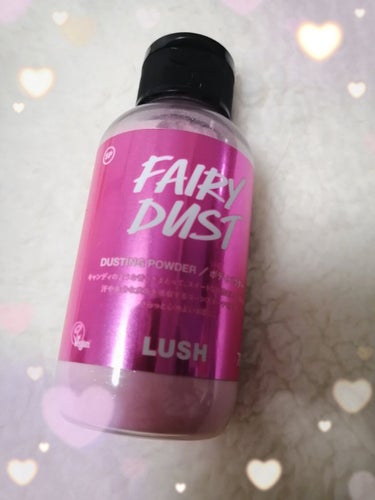 🌠LUSHFAIRYDNST

ボディーパウダーです、ピンク色しています💞

サラサラでキラキラします✨

甘〜い綿菓子の香りがします💕

私はお化粧のときにフェイスパウダーとして利用しています🧏

後