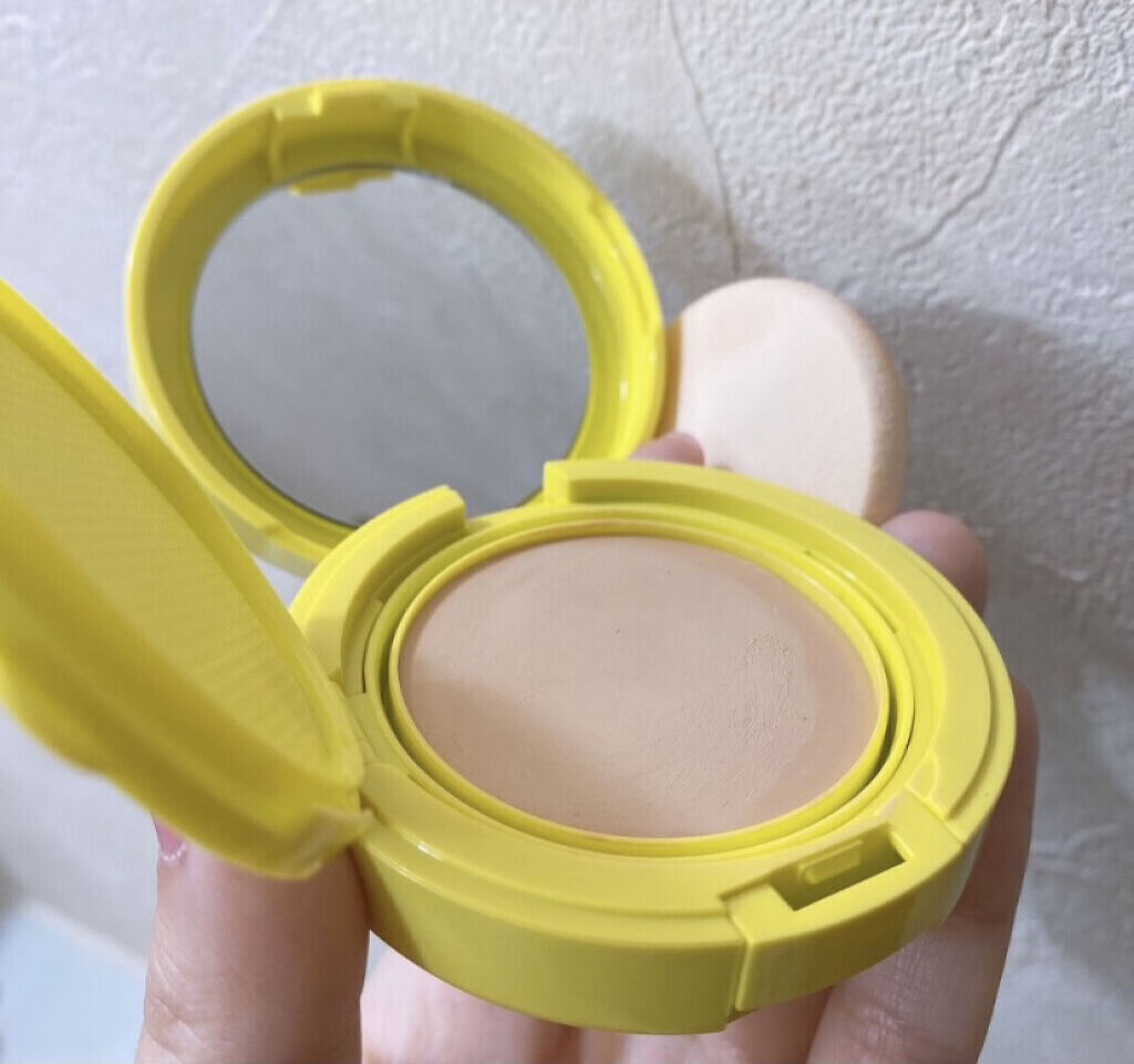 カバーステイＷＰファンデーションＵＶ 01（オークル-B相当）/コフレドール/パウダーファンデーションを使ったクチコミ（2枚目）