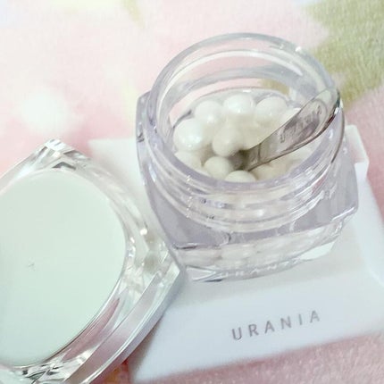 クリスタルパール/URANIA/フェイスクリームを使ったクチコミ(2枚目)