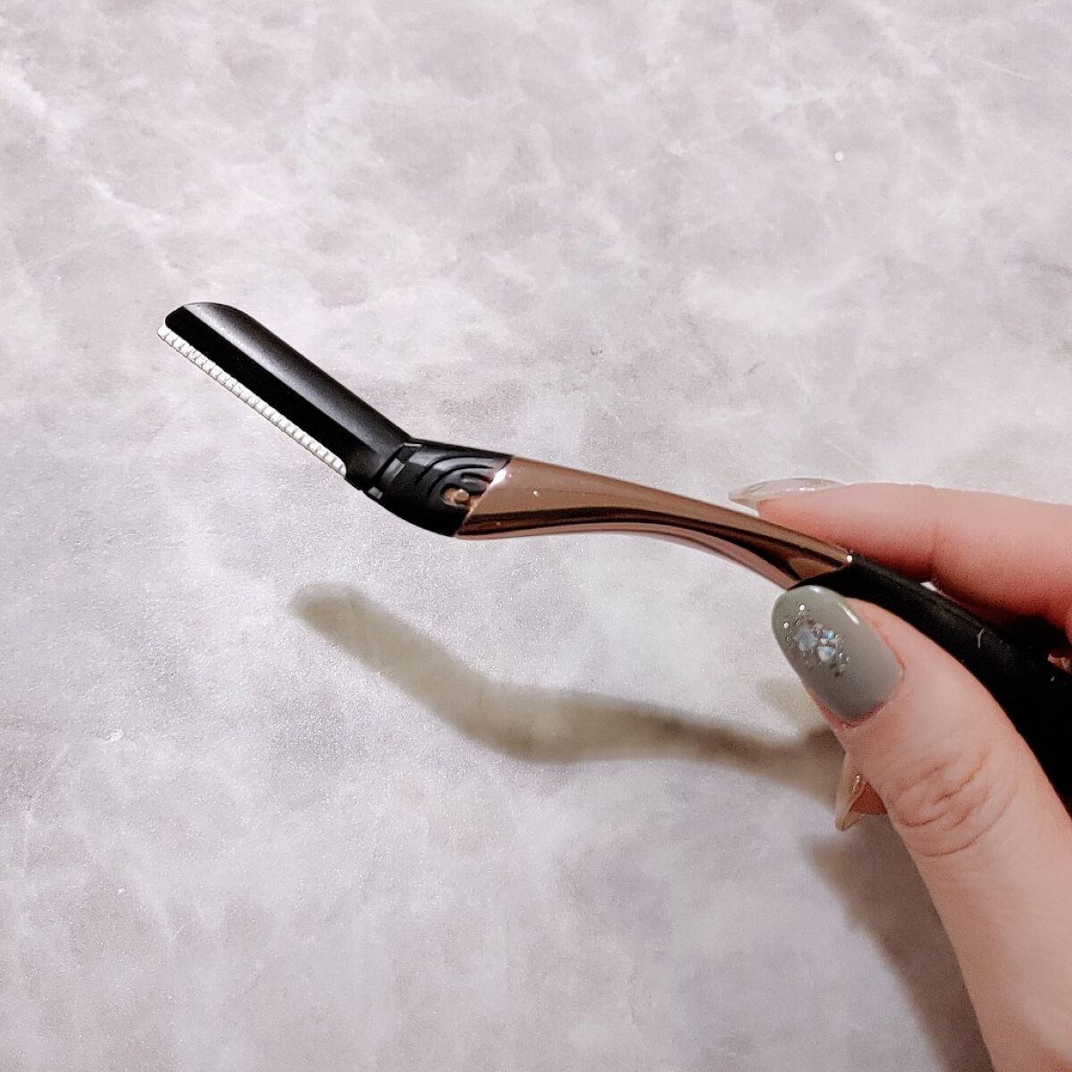 サロンプラス トーンアップ フェイススムーサー ホルダー（刃付き）/サロンプラス/シェーバーを使ったクチコミ（3枚目）