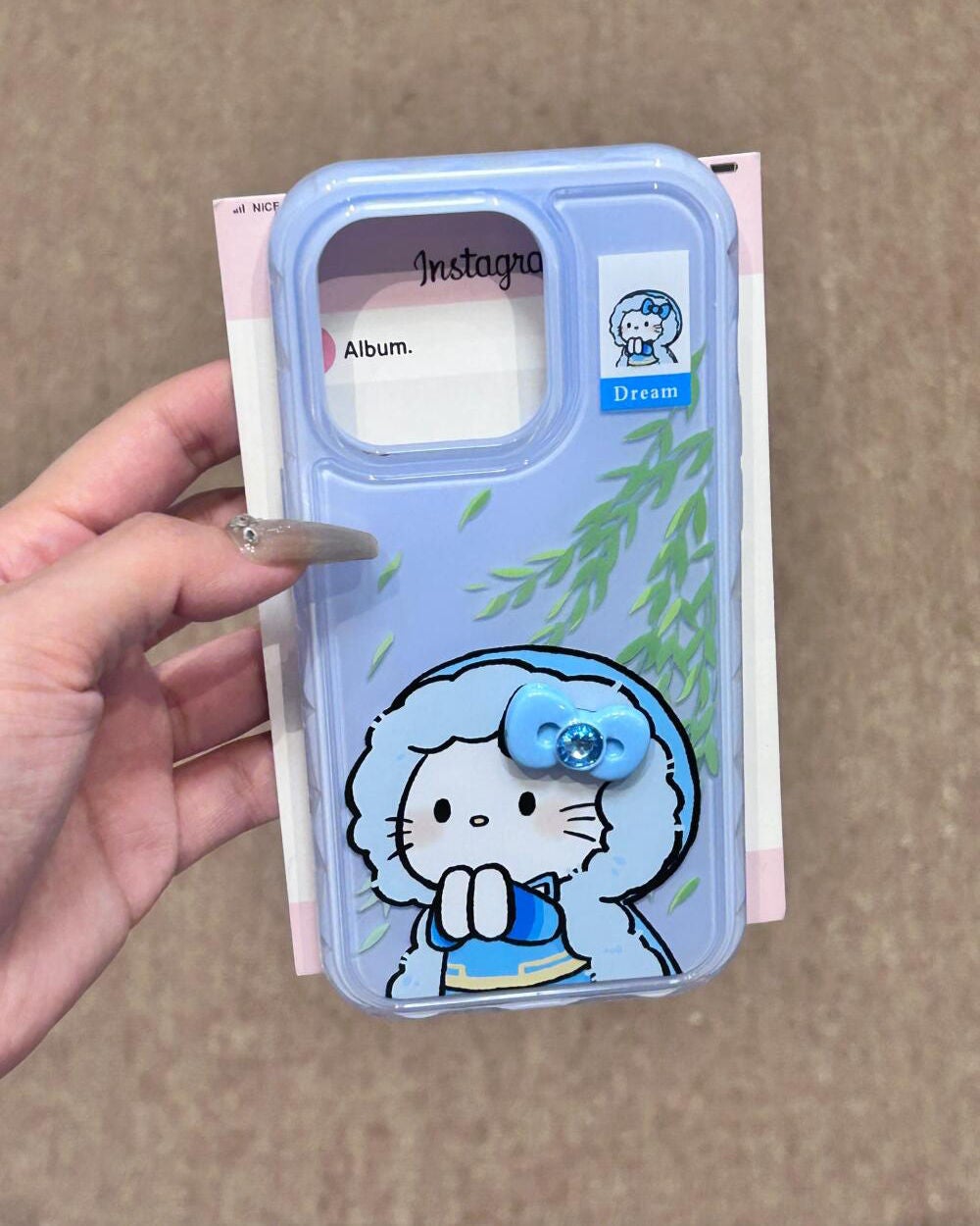 ケース大好きっ子 on LIPS 「IamHelloKitty#iPhoneケース#購入品#爆買い..」(2枚目)