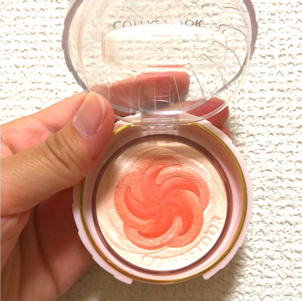 スマイルアップチークス/コフレドール/パウダーチークを使ったクチコミ（1枚目）