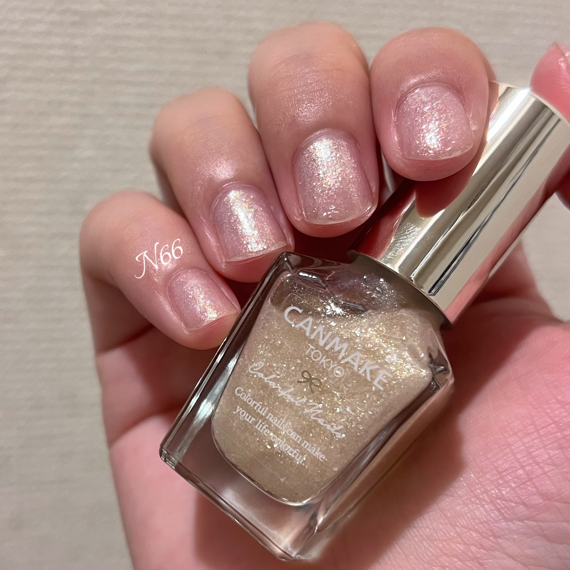 カラフルネイルズ N66 ピクシーダスト/キャンメイク/マニキュアを使ったクチコミ（1枚目）