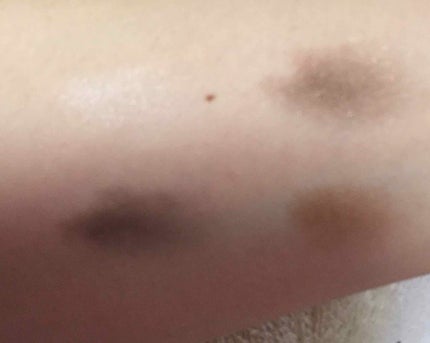 エルファー パールインアイシャドウ/DAISO/アイシャドウパレットを使ったクチコミ(2枚目)