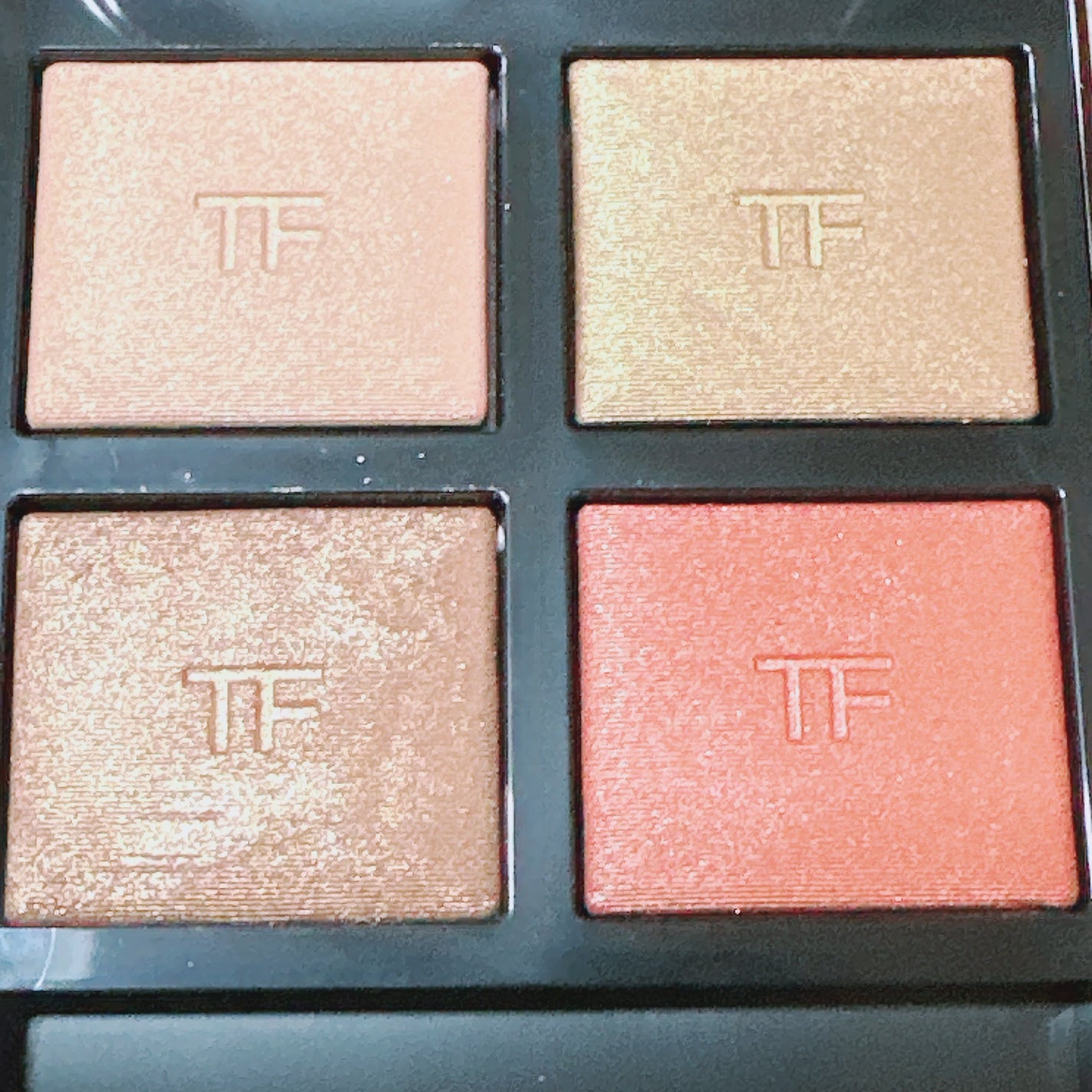 アイ カラー クォード/TOM FORD BEAUTY/アイシャドウパレットを使ったクチコミ(3枚目)
