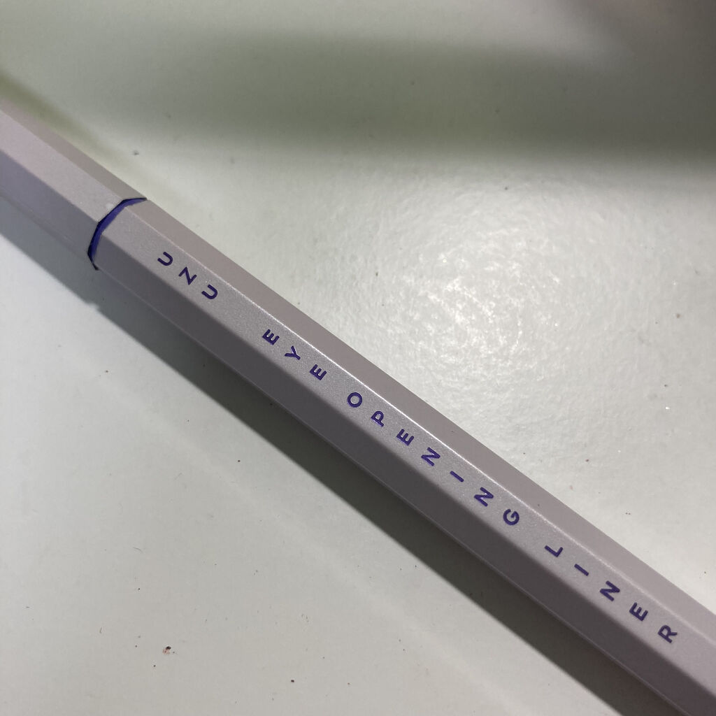 EYE OPENING LINER/UZU BY FLOWFUSHI/リキッドアイライナーを使ったクチコミ（2枚目）