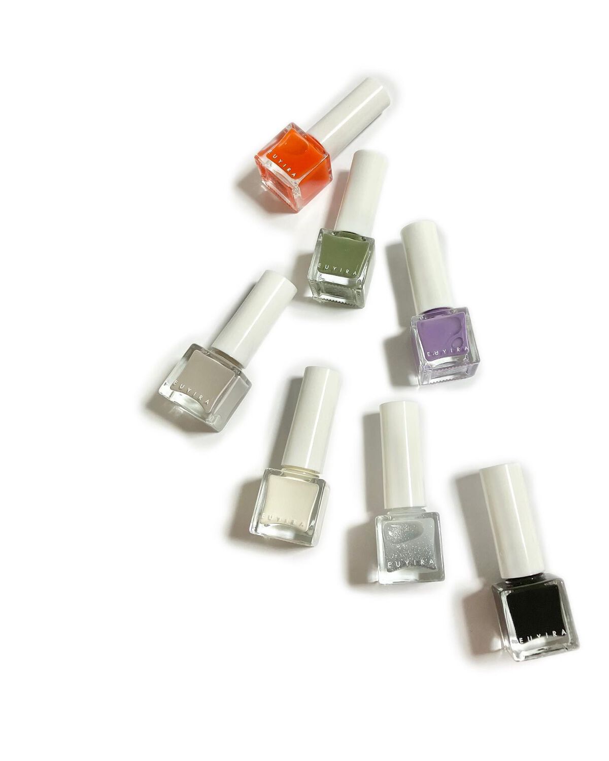 ブラッシングネイルカラー/EUYIRA/マニキュアを使ったクチコミ（1枚目）