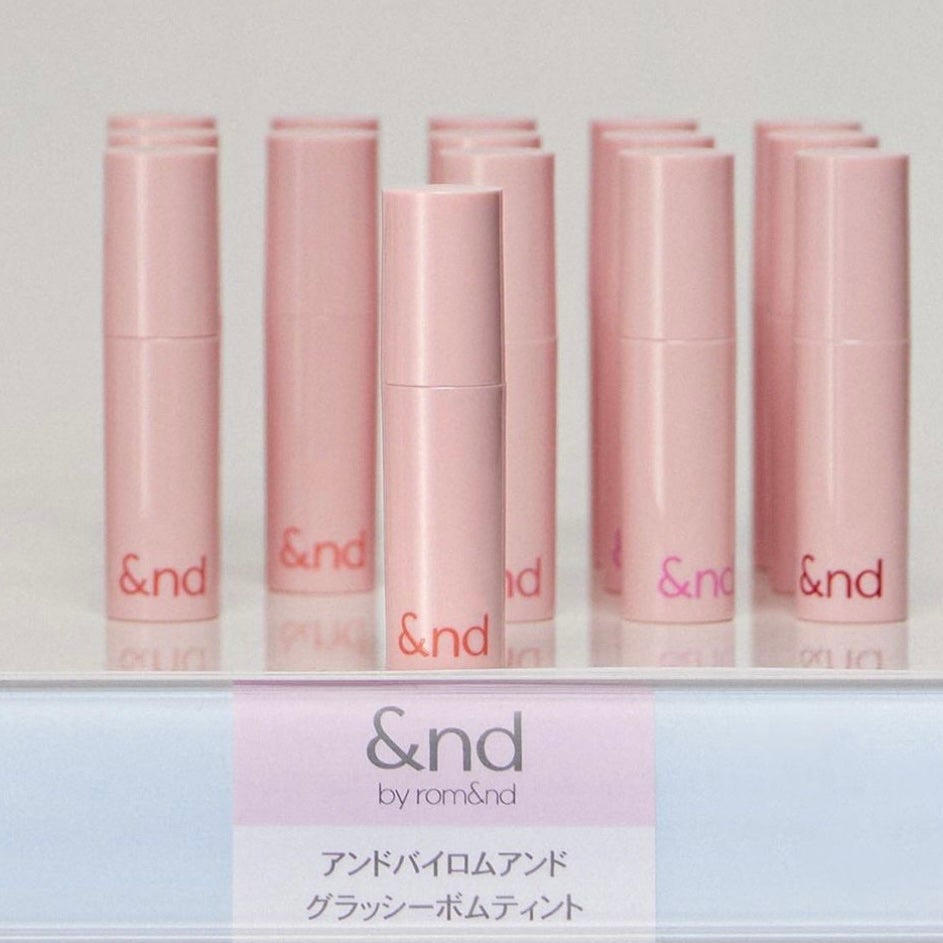 アンドバイロムアンド グラッシーボムティント/&nd by rom&nd/リップティントを使ったクチコミ(6枚目)