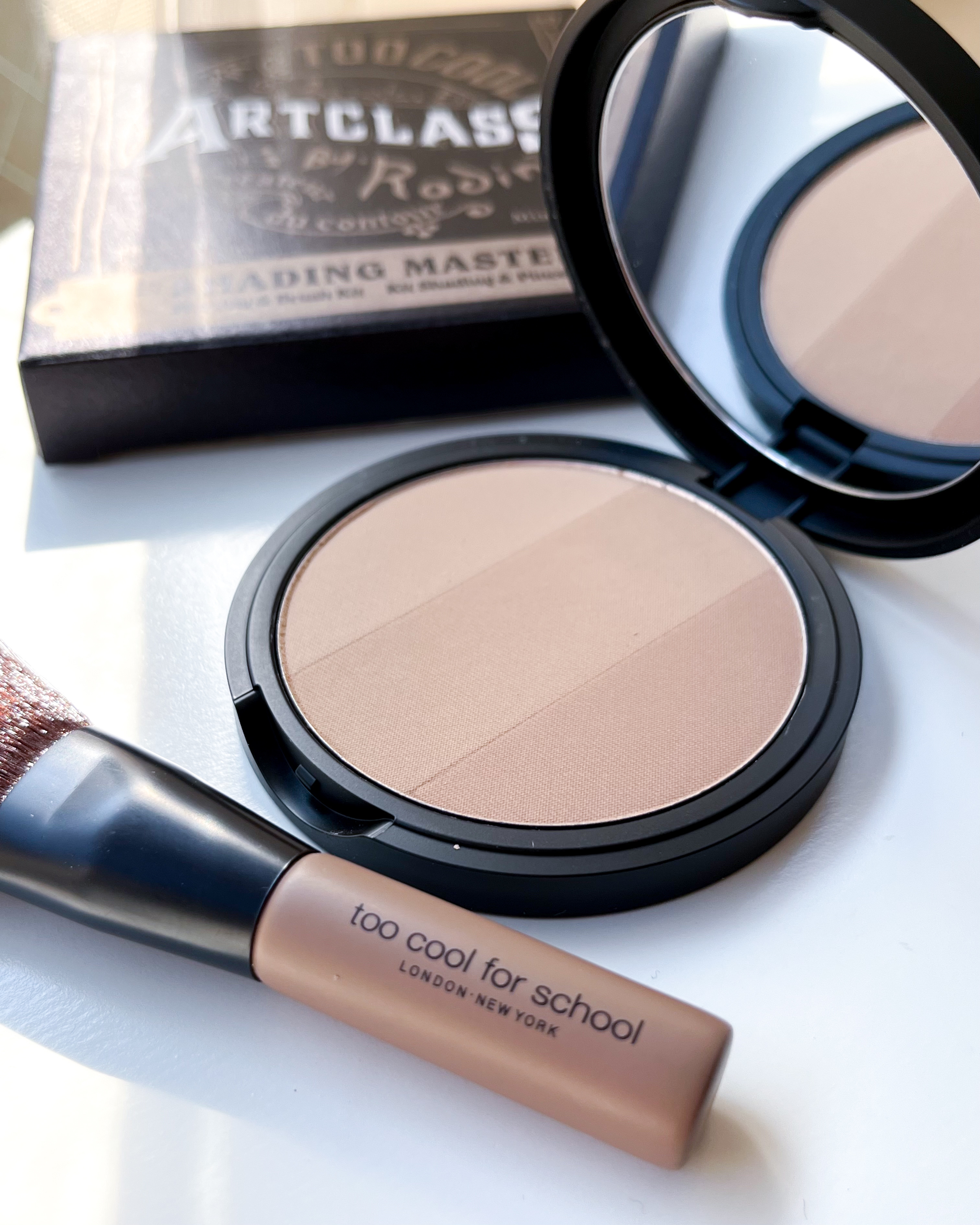 アートクラスバイロダン シェーディング/too cool for school/シェーディングを使ったクチコミ（2枚目）