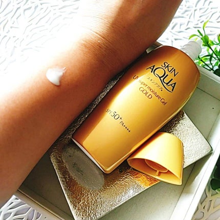 スーパーモイスチャージェルゴールド/スキンアクア/日焼け止めジェルを使ったクチコミ(1枚目)