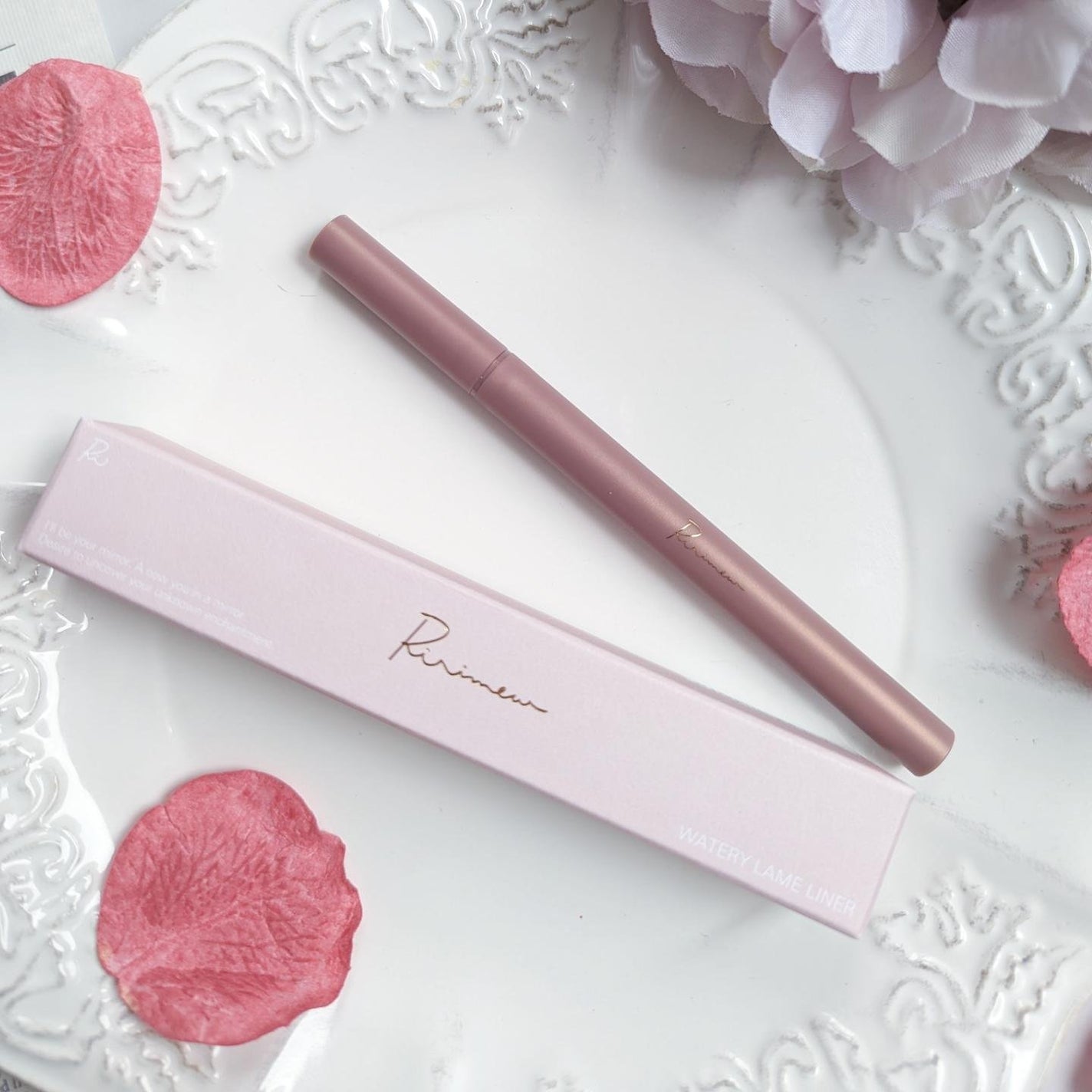 ウォータリーラメライナー/Ririmew/リキッドアイライナーを使ったクチコミ(3枚目)