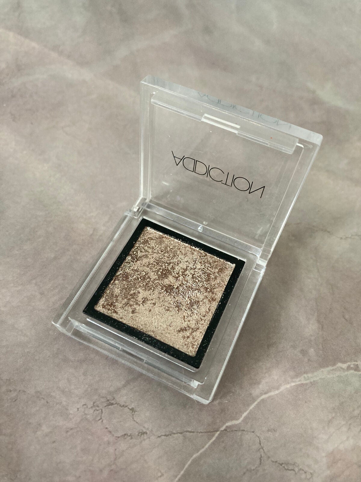アディクション ザ アイシャドウ スパークル/ADDICTION/単色アイシャドウを使ったクチコミ(3枚目)
