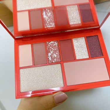 Limited Eyeshadow&Blush Palette/1028/アイシャドウパレットを使ったクチコミ（2枚目）