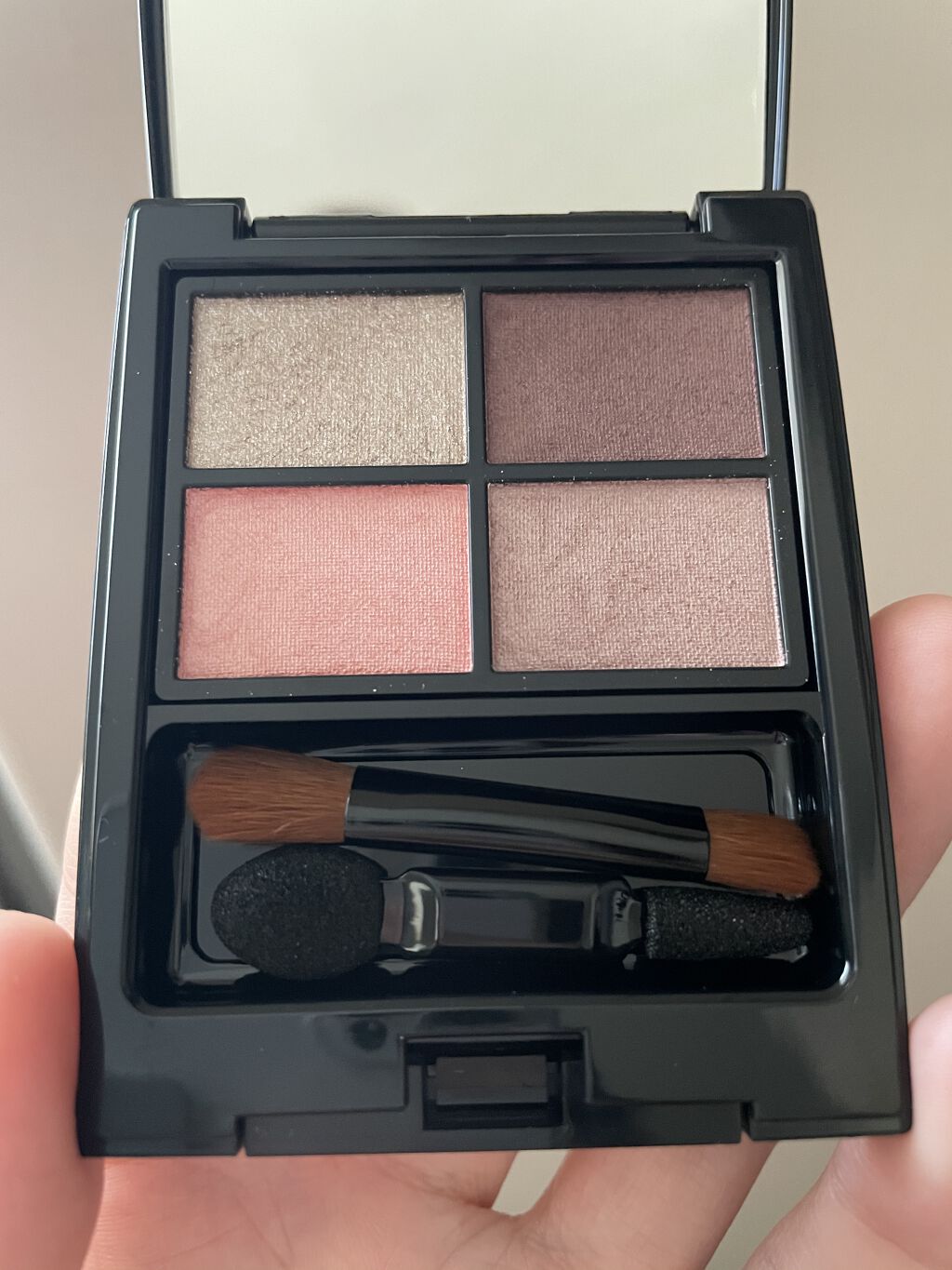 ミネラルクラッシィシャドー ロゼブラウン/エトヴォス/アイシャドウパレットを使ったクチコミ（2枚目）