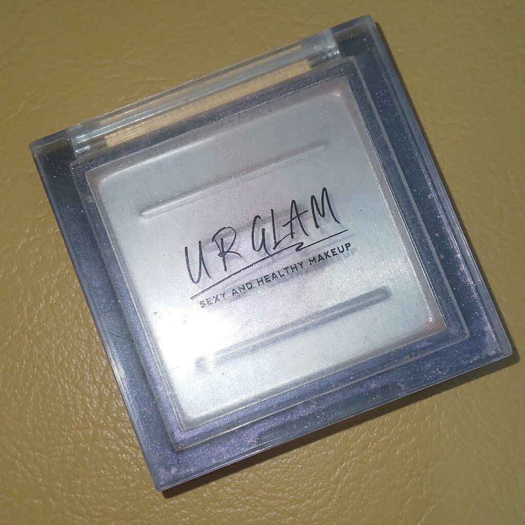 UR GLAM　BRIGHTNING POWDER ピンク/U R GLAM/パウダーハイライトを使ったクチコミ（2枚目）