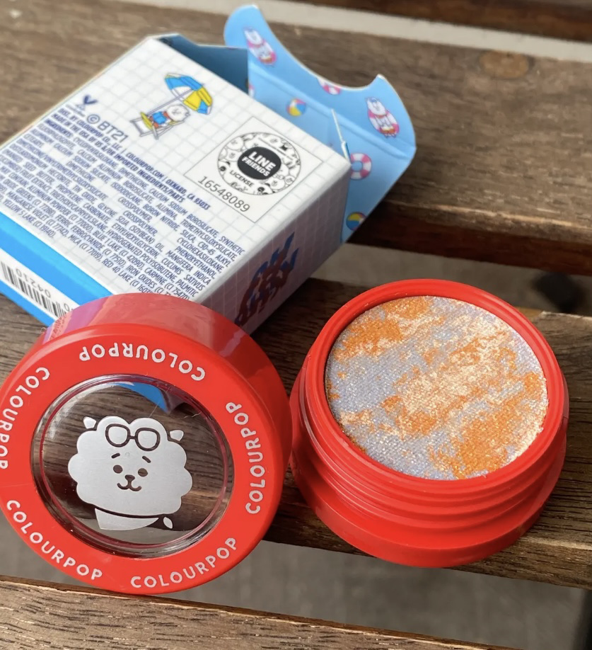  スーパーショックシャドウ/ColourPop/単色アイシャドウを使ったクチコミ（1枚目）