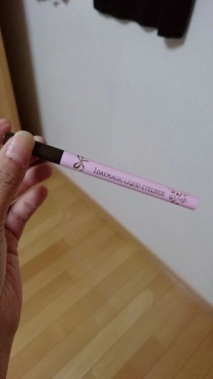 K-パレット ワンデイマジックリキッドアイライナーのクチコミ「プチプラだったから何となく買ってみたけど…。
私には合わなかったかな?(´・ω・`)💦..」(1枚目)
