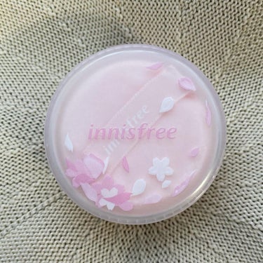 ノーセバム　ミネラルカラーパウダー　 LTD22/innisfree/ルースパウダーを使ったクチコミ（3枚目）