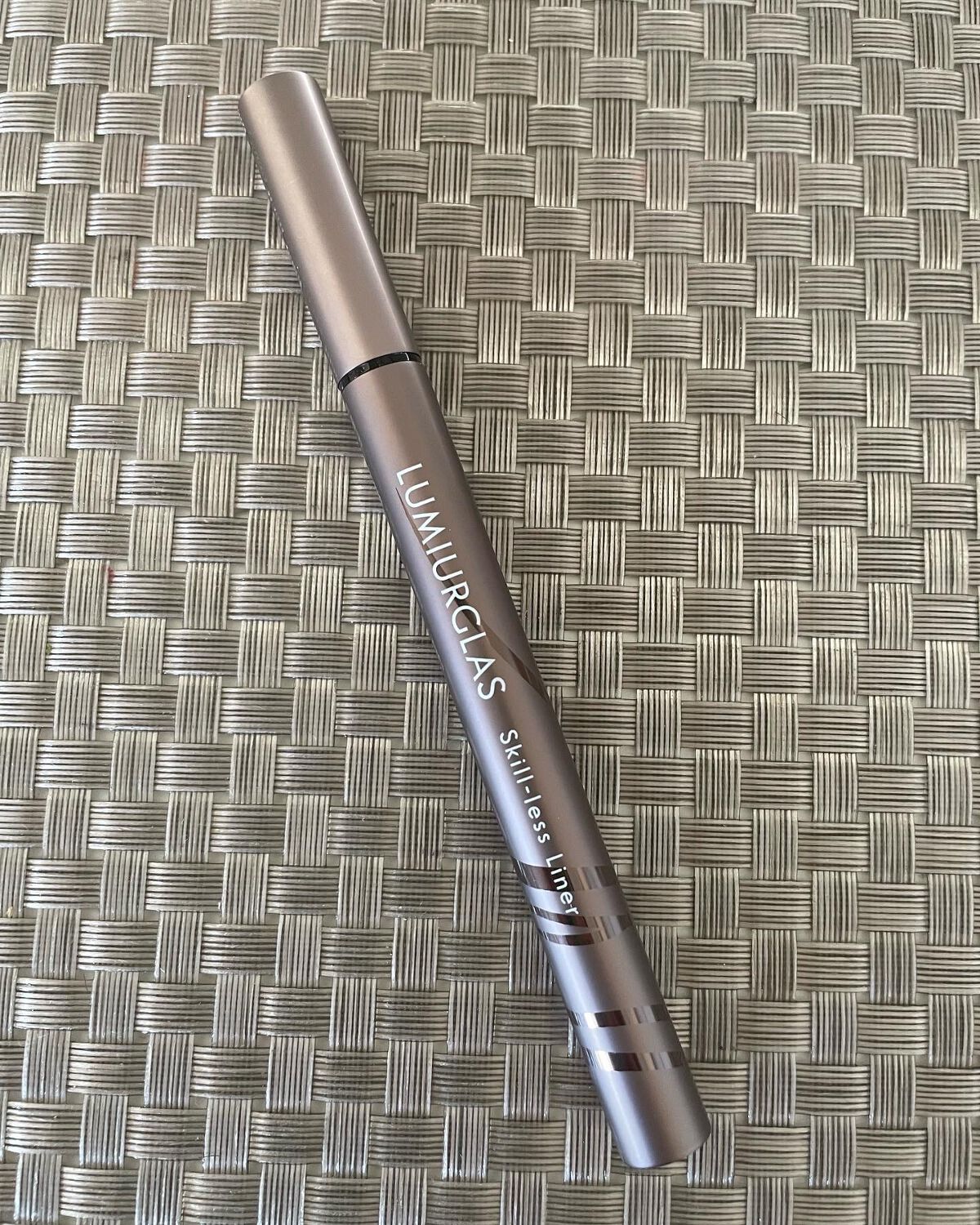 スキルレスライナー/LUMIURGLAS/リキッドアイライナーを使ったクチコミ（3枚目）
